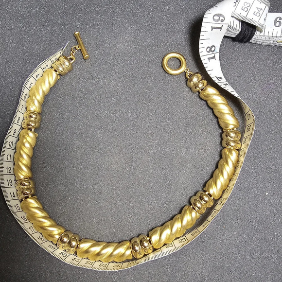 Givenchy Vintage Necklace Collar Gold Tone Heavy Chunky Chain Runway Signed 80s - Picture 6 of 7